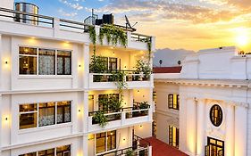 Oasis Kathmandu Hotel - Your Heritage Stay Next To Garden Of Dreams